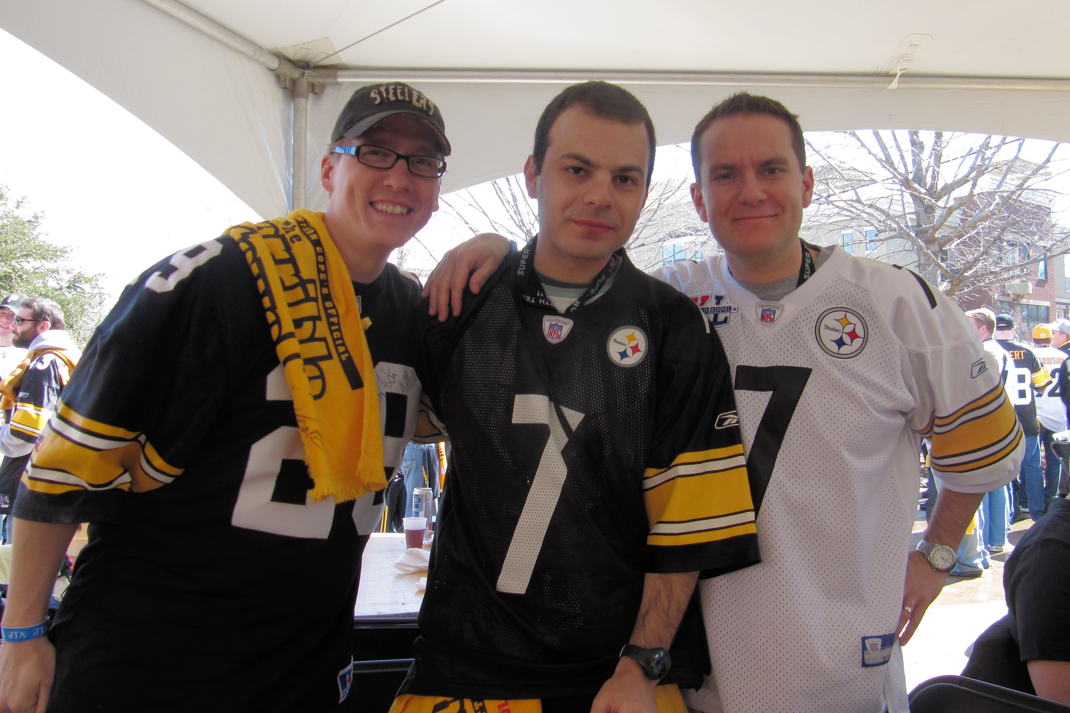 Super Bowl XLV tailgating photos
